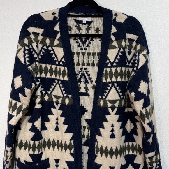Lucky Brand Beige and Navy Open-Front Aztec Cardigan Sweater size Large - Picture 2 of 8